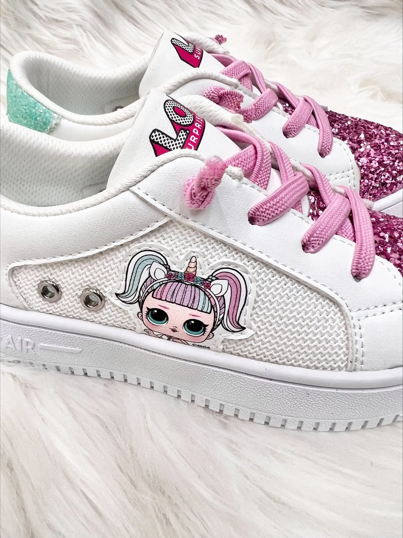 L.O.L. SURPRISE! Unicorn Glitter Sneakers